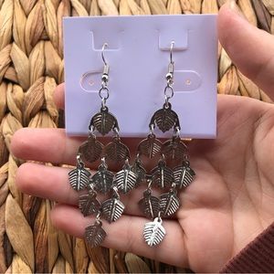 Cute silver dangle leaf earrings